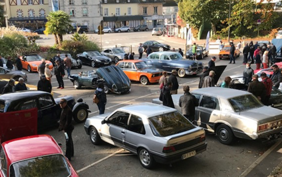 Exposition de véhicules anciens : « Cars & Coffee » à Bagnoles de l'orne