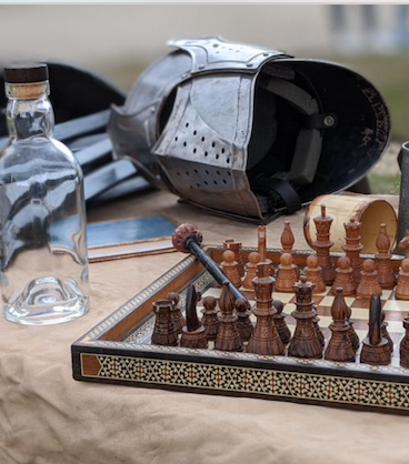 Initiation aux jeux médiévaux : « Jouons au château ! » à Caen