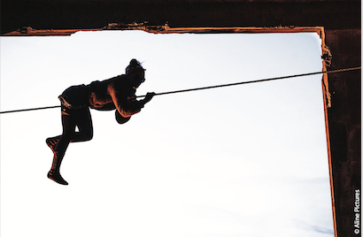 Archifête  : Funambule "RENVERSE" Les filles du renard pâle
