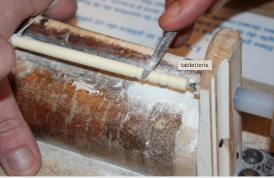 Atelier tabletterie : Fabriquez votre épingle à cheveux en os au musée de Vieux la Romaine